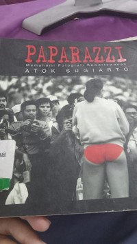 Image of paparazzi
